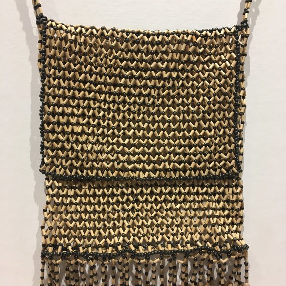 WOOD BEADED CROSS BODY PURSE - Picture 2 of 7